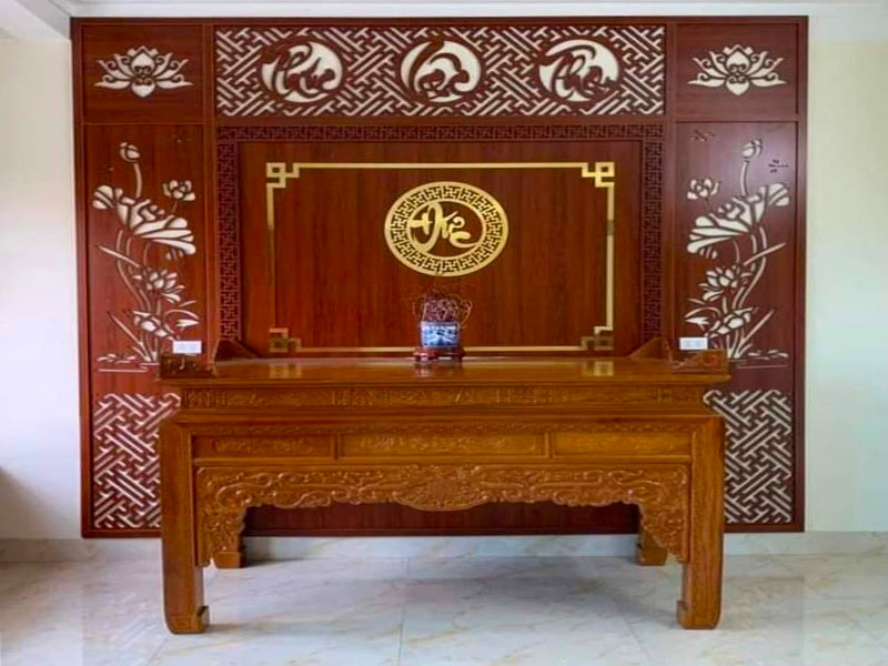 Vách ngăn bàn thờ bằng nhựa VN0011